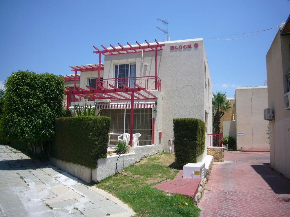 Santa Barbara Complex Apartamento Limassol Exterior foto