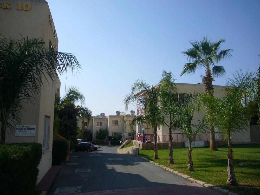 Santa Barbara Complex Apartamento Limassol Exterior foto