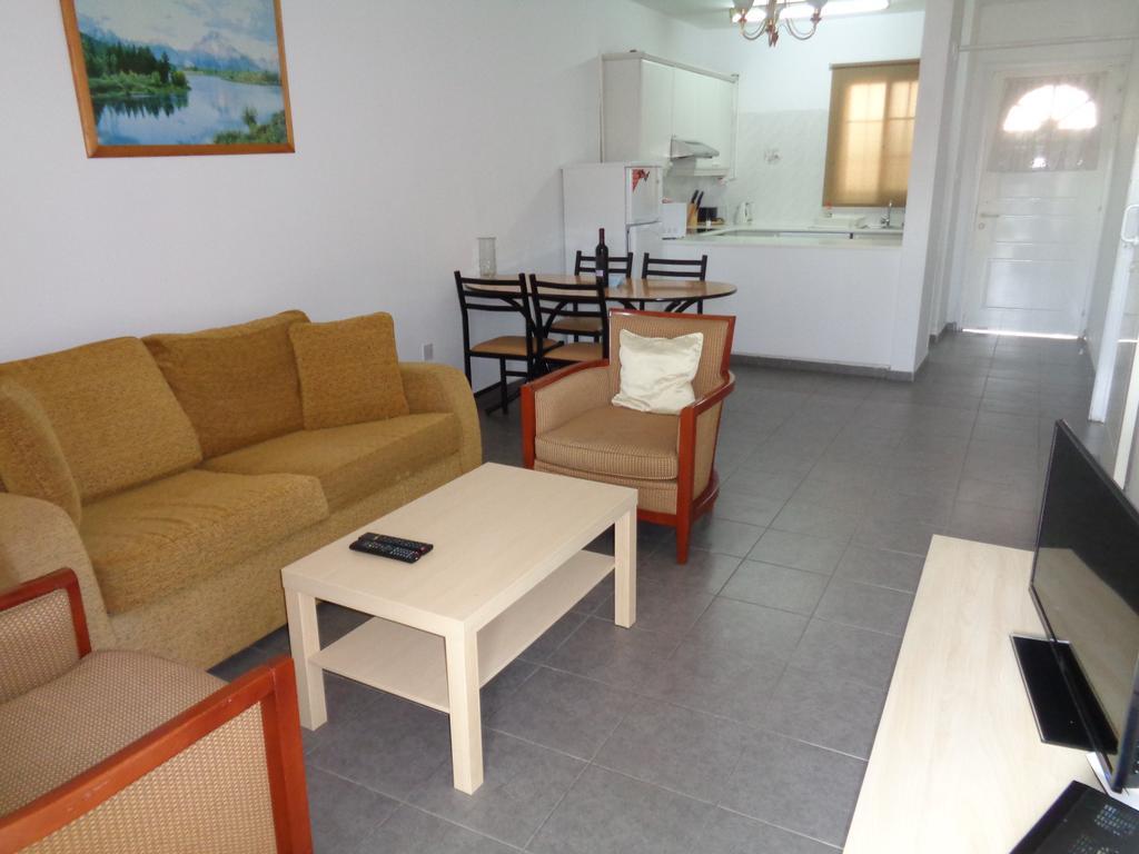 Santa Barbara Complex Apartamento Limassol Exterior foto
