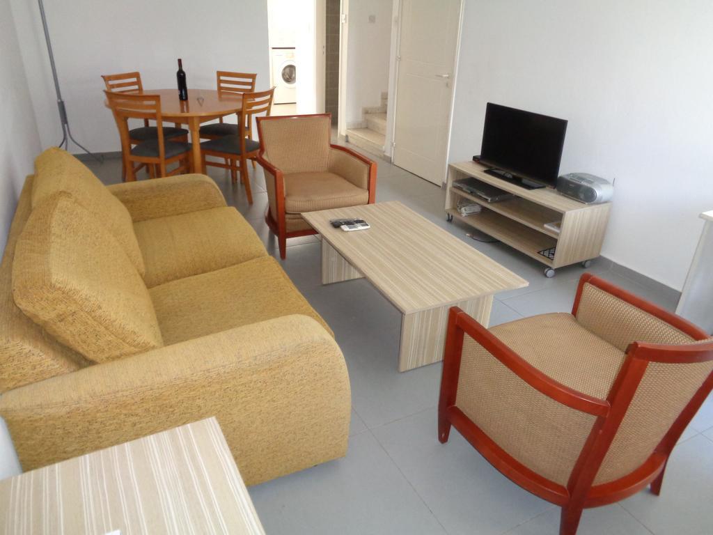Santa Barbara Complex Apartamento Limassol Exterior foto