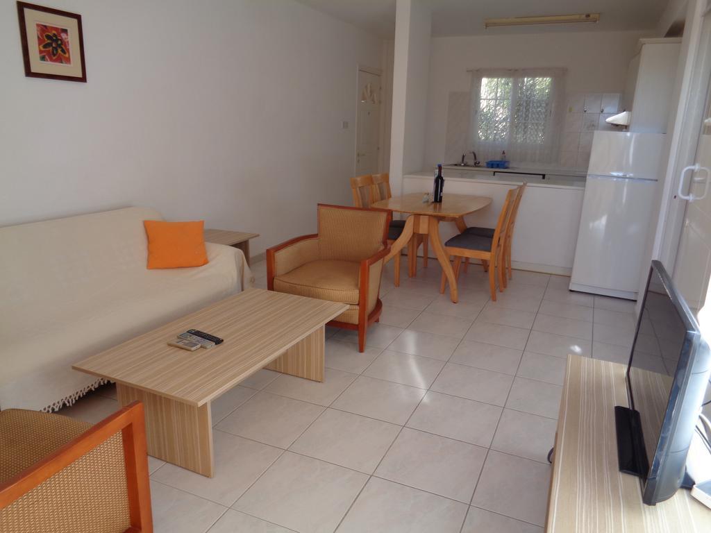 Santa Barbara Complex Apartamento Limassol Exterior foto